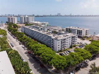 1801 S Treasure Dr Unit 404