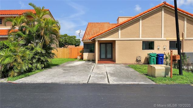 19531 E Cypress Ct E Unit 19531 Hialeah, FL Townhouse Sold - Photo 1 of 32. Opens carousel modal