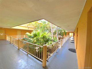 17911 NW 68th Ave Unit M204