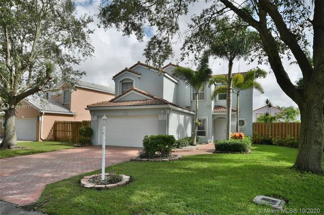 122 S Wedgewood Lks S Green Acres, FL House Sold - Photo 1 of 51. Opens carousel modal