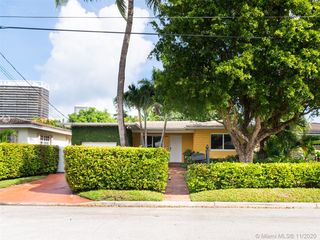 9565 Carlyle Ave