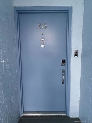 1221 SW 122nd Ave Unit 216
