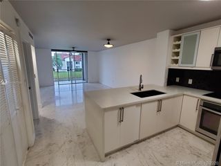4360 NW 107th Ave Unit 202