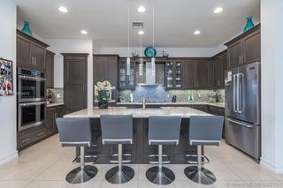 1129 SW 113th Way