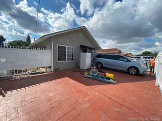 2350 NW 33rd St