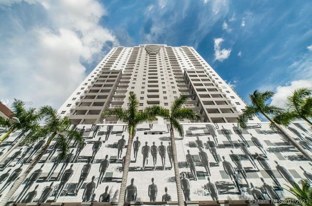 185 SE 14th Ter Unit 1112 Miami, FL Condo Sold - Photo 1 of 19. Opens carousel modal