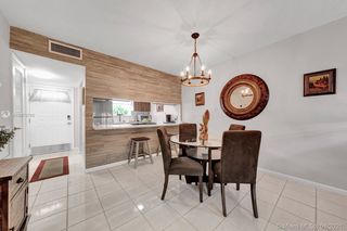 1235 Mariposa Ave Unit 3