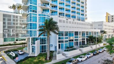 480 NE 30th St Unit 1503
