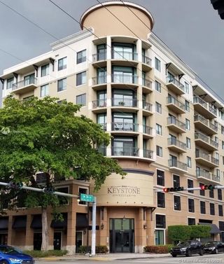 3590 Coral Way Unit 604