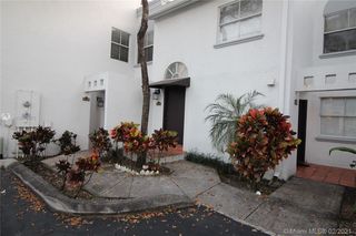9752 NW 46th Ter Unit 136