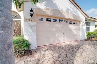 6709 Egret Nest Ln