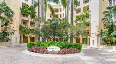 715 Crandon Blvd Unit PH5
