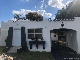 2230 NW 6th St