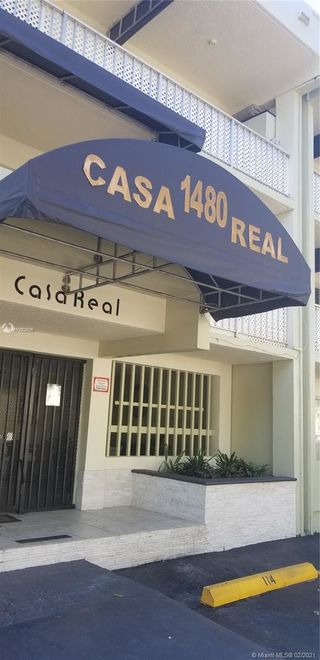 1480 W 46th St Unit 301