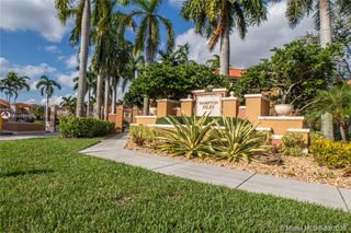 746 SW 107th Ave Unit 404