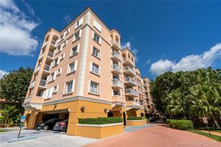 1 Alhambra Cir Unit 305