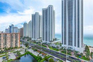 100 Bayview Dr Unit 2005