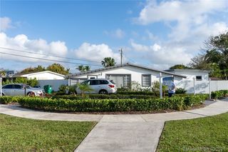 8140 SW 13th Ter