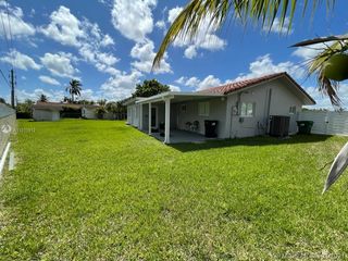 345 SW 97th Ct