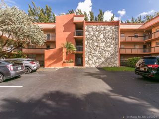 3220 Holiday Springs Blvd Unit 1-106