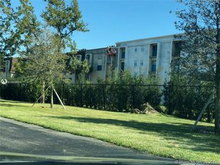 500 NE 2nd St Unit 214