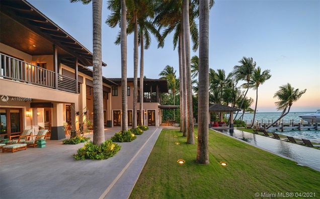 9 Harbor Point Key Biscayne, FL House Sold - Photo 1 of 33. Opens carousel modal