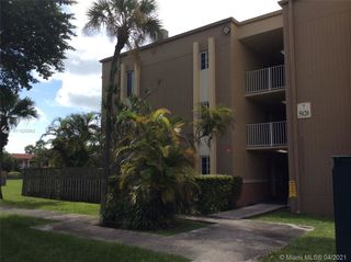 5020 NW 79th Ave Unit 102