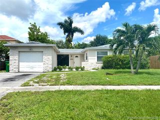 4217 NW 25th Pl