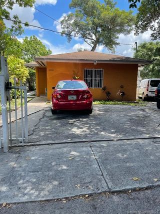 3055 NW 65th St