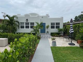 3540 SW 24th Ter