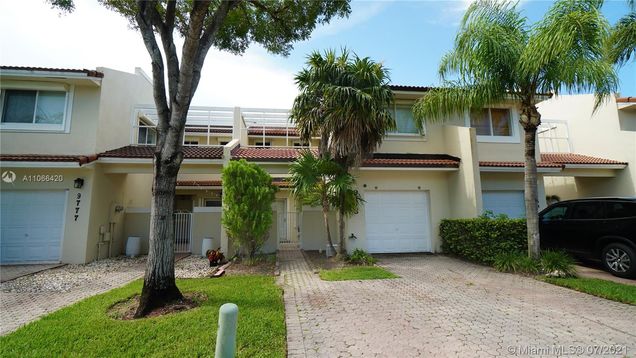 9773 NW 45th Ln Unit 9773 Doral, FL Townhouse Sold - Photo 1 of 25. Opens carousel modal