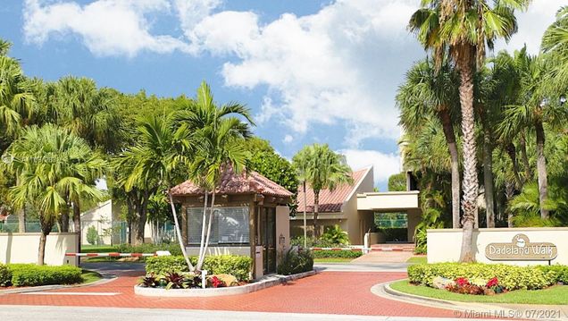 8605 SW 79th Pl Miami, FL Townhouse Sold - Photo 1 of 10. Opens carousel modal