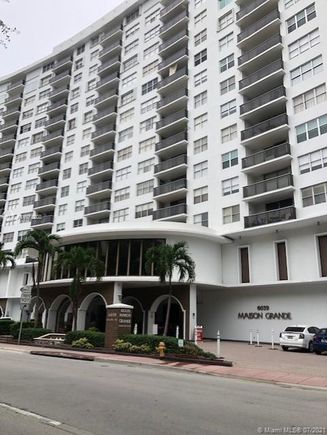 6039 Collins Ave Unit PH18 Miami Beach, FL Condo Sold - Photo 1 of 27. Opens carousel modal
