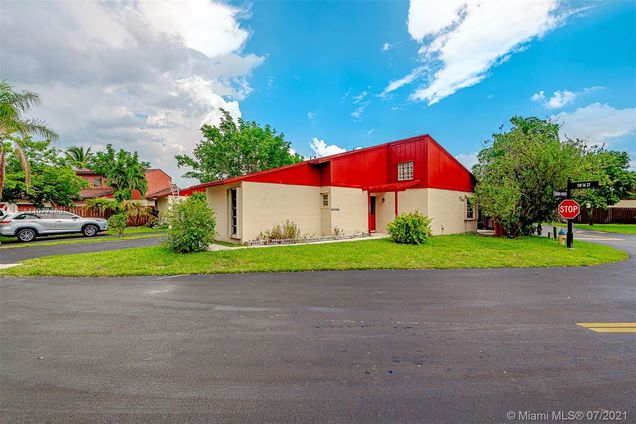 10001 SW 16th St Pembroke Pines, FL House Sold - Photo 1 of 31. Opens carousel modal