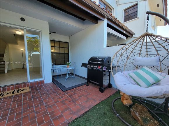 6211 SW 138th Ct Unit F Miami, FL Townhouse Sold - Photo 1 of 44. Opens carousel modal