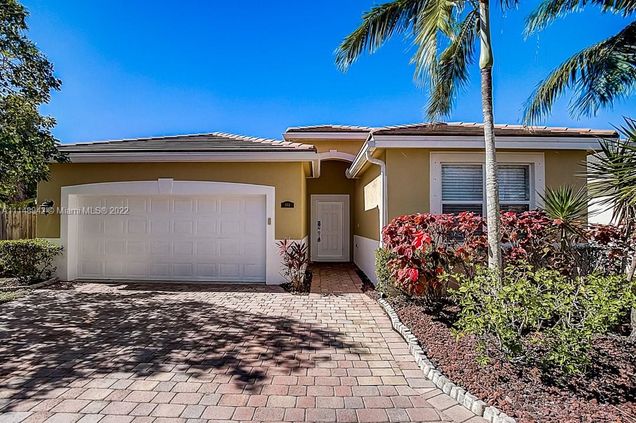 664 SE 30th Ter Homestead, FL House Sold - Photo 1 of 28. Opens carousel modal
