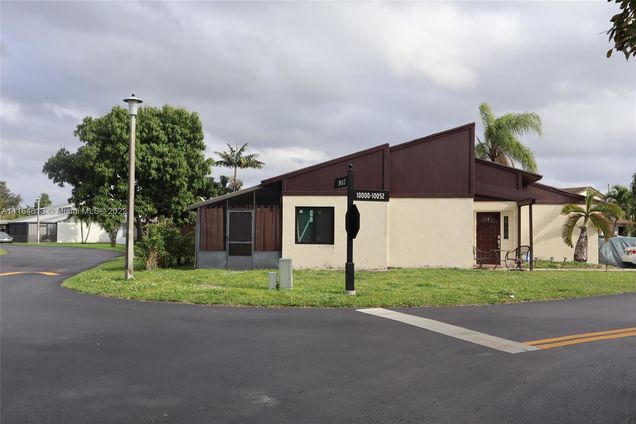 10000 SW 16th St Pembroke Pines, FL House Sold - Photo 1 of 29. Opens carousel modal