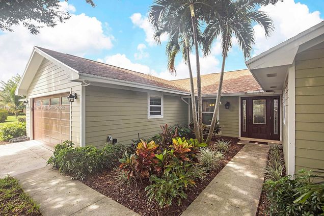 2626 S Pepperwood Cir S North Palm Beach, FL House Sold - Photo 1 of 61. Opens carousel modal