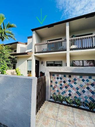 10016 NW 41st St 33 Doral, FL Townhouse Sold - Photo 1 of 23. Opens carousel modal