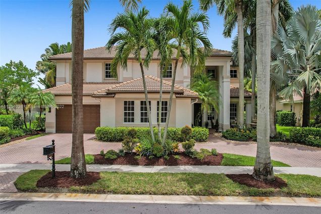 1422 Victoria Isle Dr Weston, FL House Sold - Photo 1 of 50. Opens carousel modal