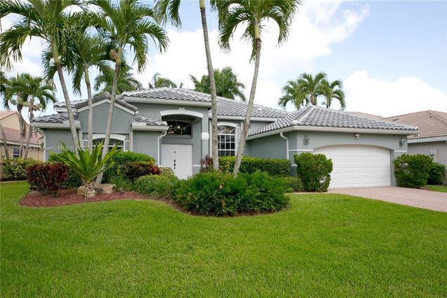 612 Heritage Dr Weston, FL House Sold - Photo 1 of 41. Opens carousel modal