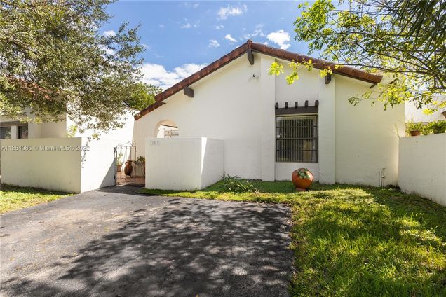 11303 SW 133rd Pl Unit 11303 Miami, FL Townhouse Sold - Photo 1 of 32. Opens carousel modal