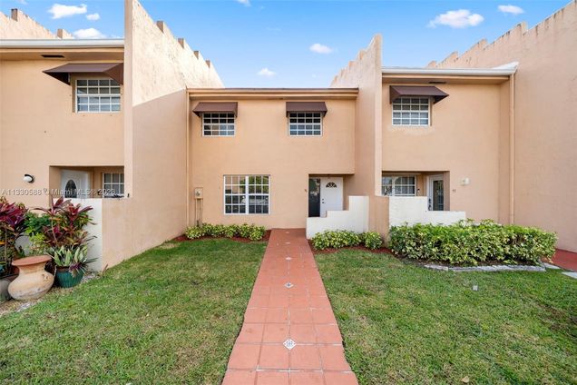 10385 SW 154th Cir Ct Unit 96 Miami, FL Townhouse Sold - Photo 1 of 37. Opens carousel modal