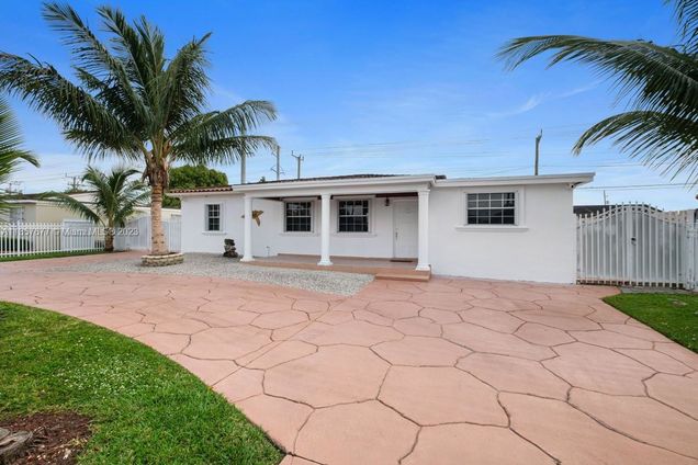 10040 SW 35th Ter Miami, FL House Sold - Photo 1 of 34. Opens carousel modal