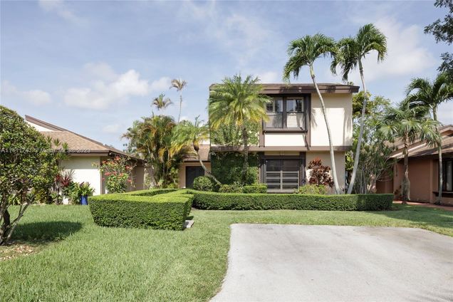 13024 SW 90th Ct Miami, FL House Sold - Photo 1 of 22. Opens carousel modal