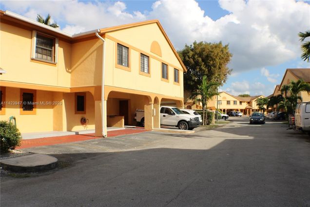 1625 SW 122nd Avenue Unit 11-6 Miami, FL Townhouse Sold - Photo 1 of 17. Opens carousel modal