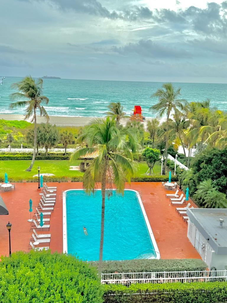 2401 E Collins Ave Unit 702  