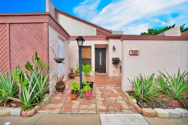 3109 NW 84th Way Unit 3109 Sunrise, FL House Sold - Photo 1 of 18. Opens carousel modal