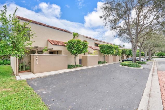 8633 SW 79th Pl Miami, FL Townhouse Sold - Photo 1 of 45. Opens carousel modal