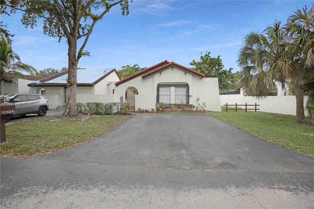 11424 SW 134th Ave Unit 11424 Miami, FL Townhouse Sold - Photo 1 of 36. Opens carousel modal